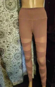 Buff Bonnie leggings